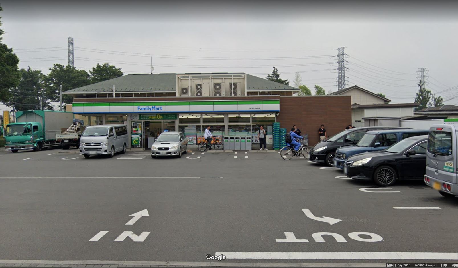 ファミリーマート 三鷹天文台通り店