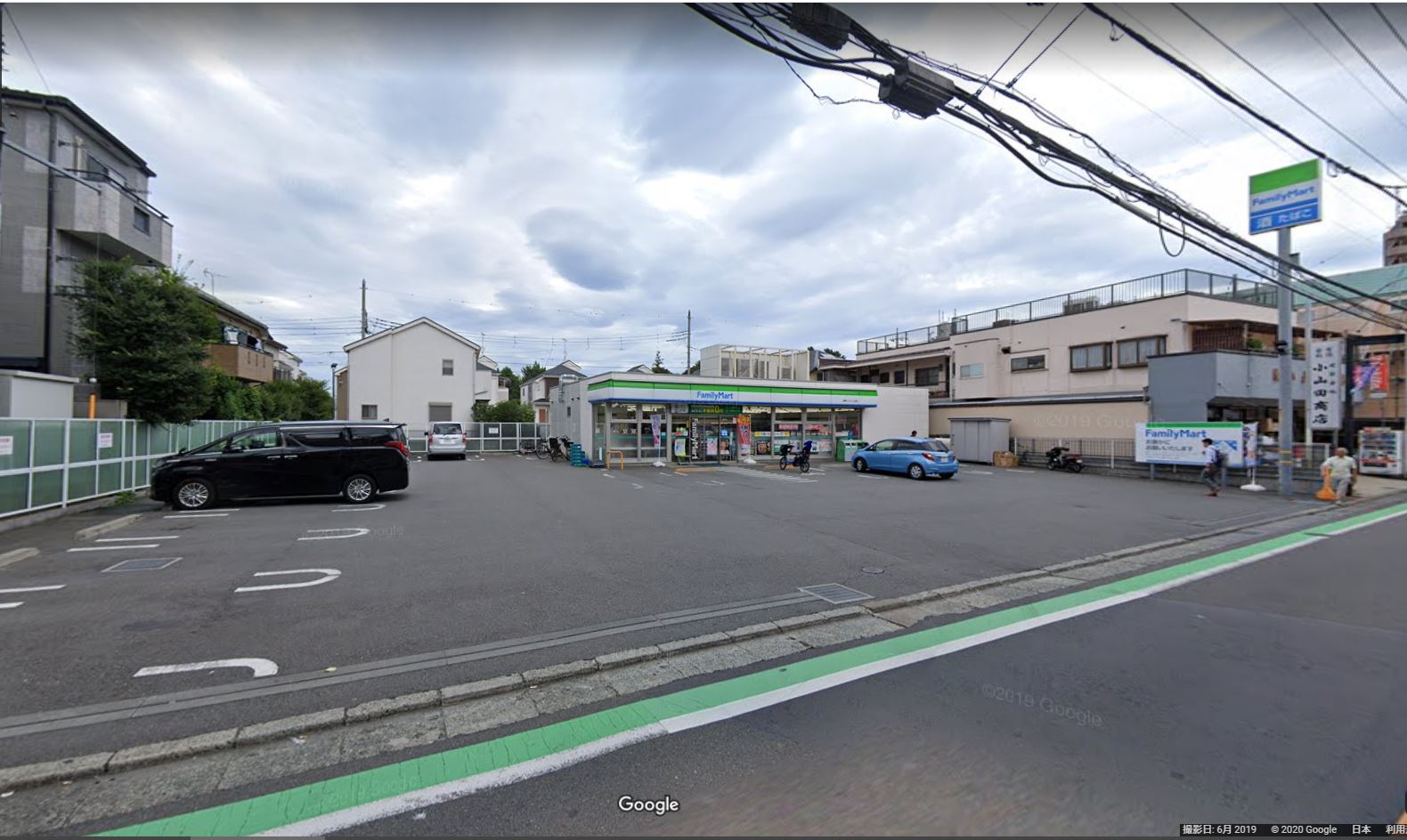 ファミリーマート 調布つつじヶ丘店