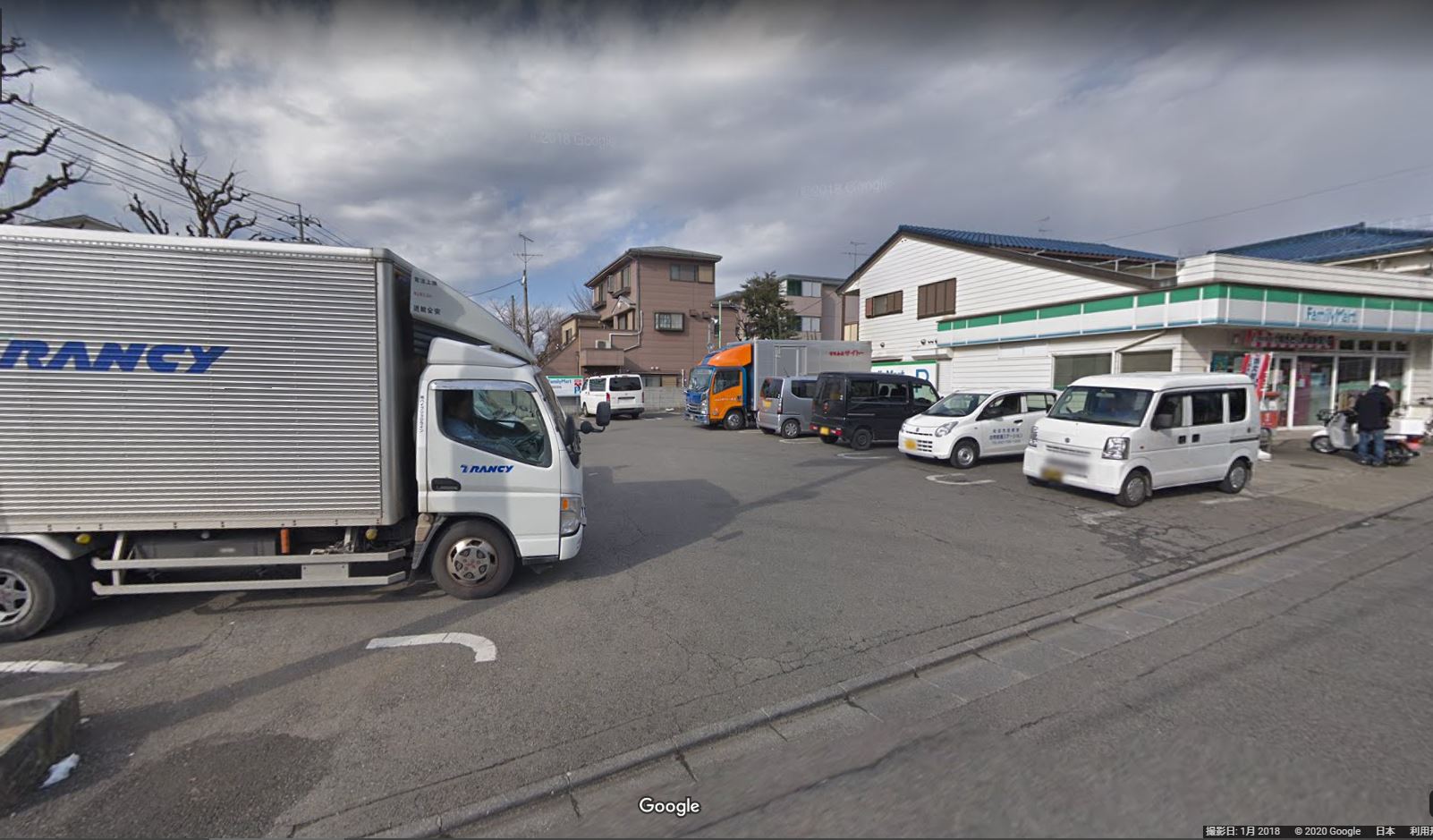 ファミリーマート 町田金森店