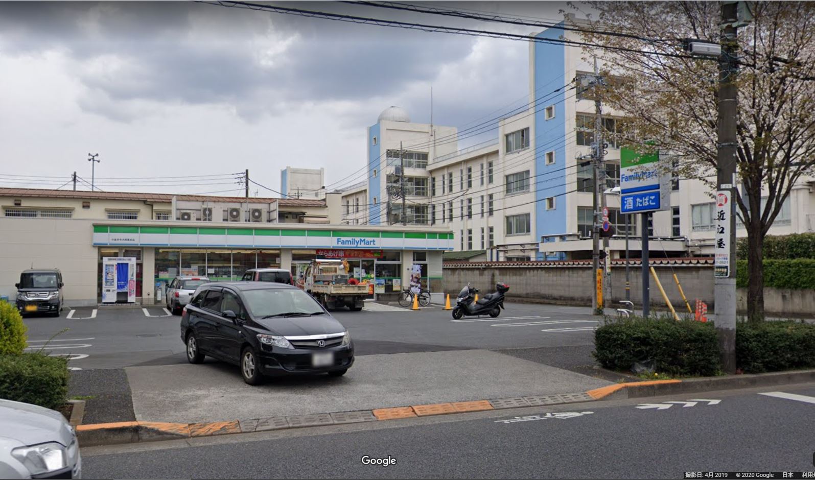 ファミリーマート 小金井中大附属前店
