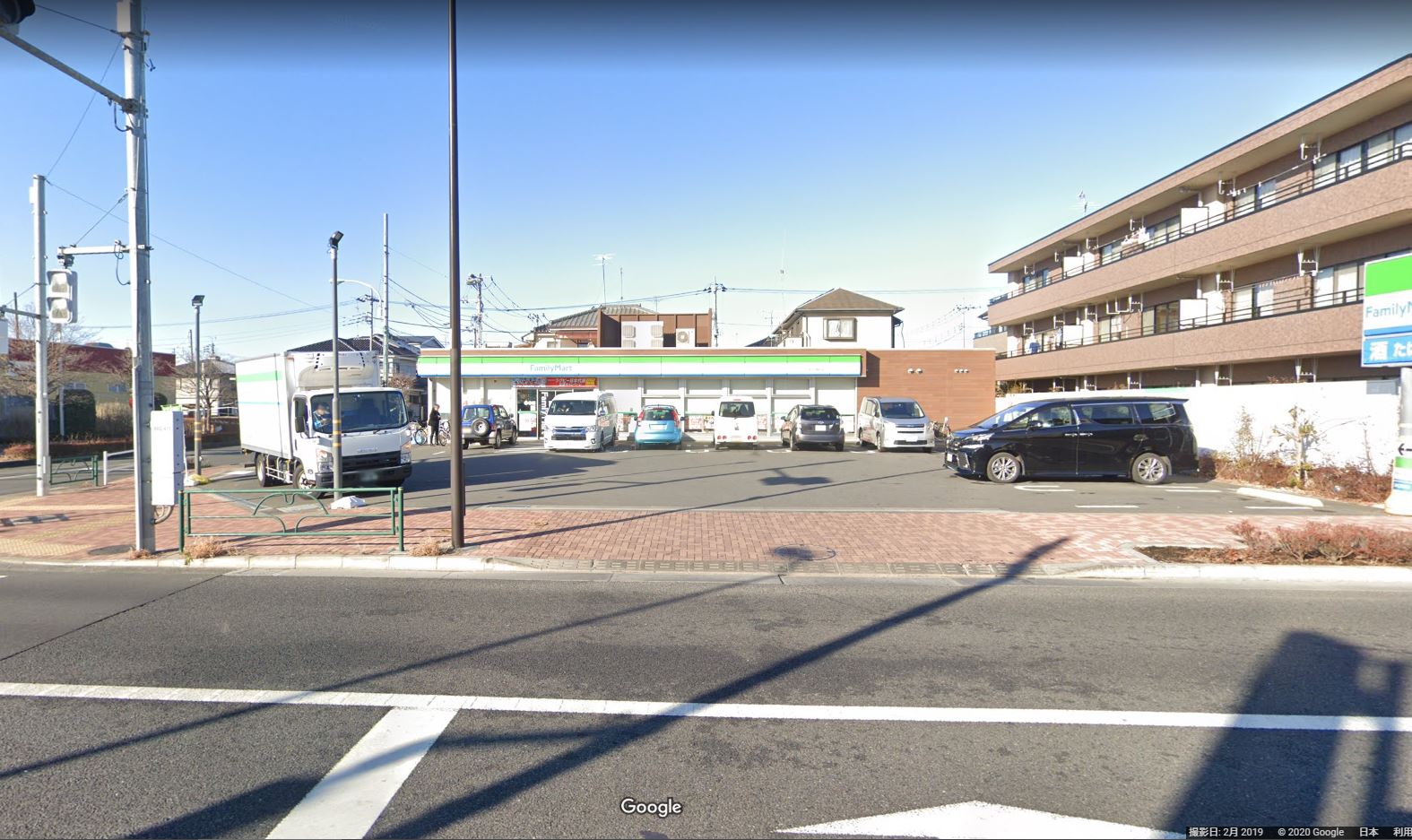 ファミリーマート あきる野秋留店