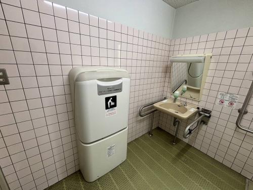 知北平和公園　休憩所内トイレ